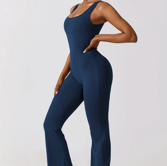 Rubylishious High-Waisted Sleeveless Yoga Bodysuit for Workout and Casual Wear - Picture 6 of 6